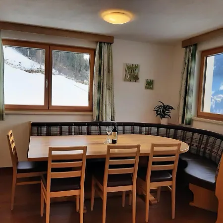 Bauernhof Burglehen Guest house