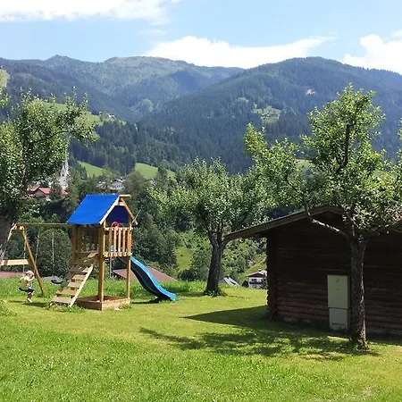 Bauernhof Burglehen 3*
