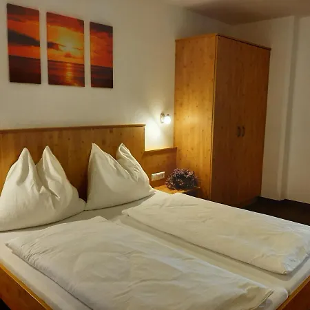 Bauernhof Burglehen 3*